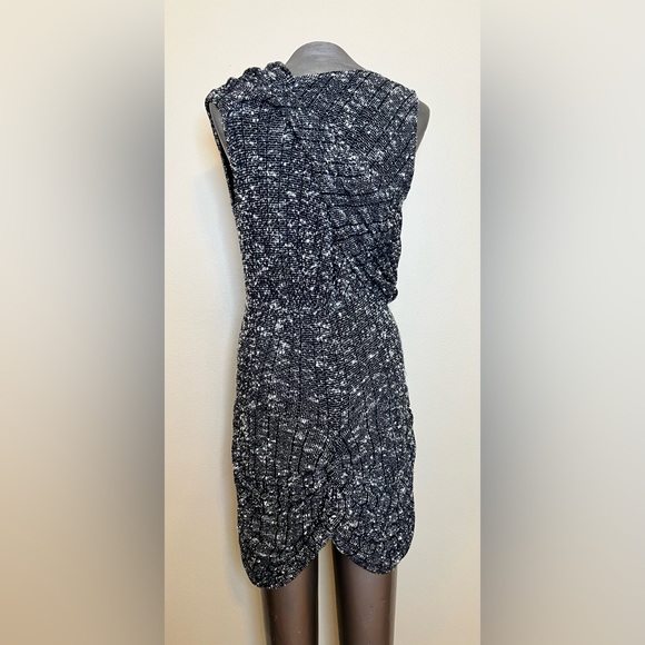 Gracia size small sweater dress with attached interesting Cowel neck/scarf - Picture 11 of 11